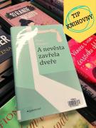 A nevěsta zavřela dveře  1